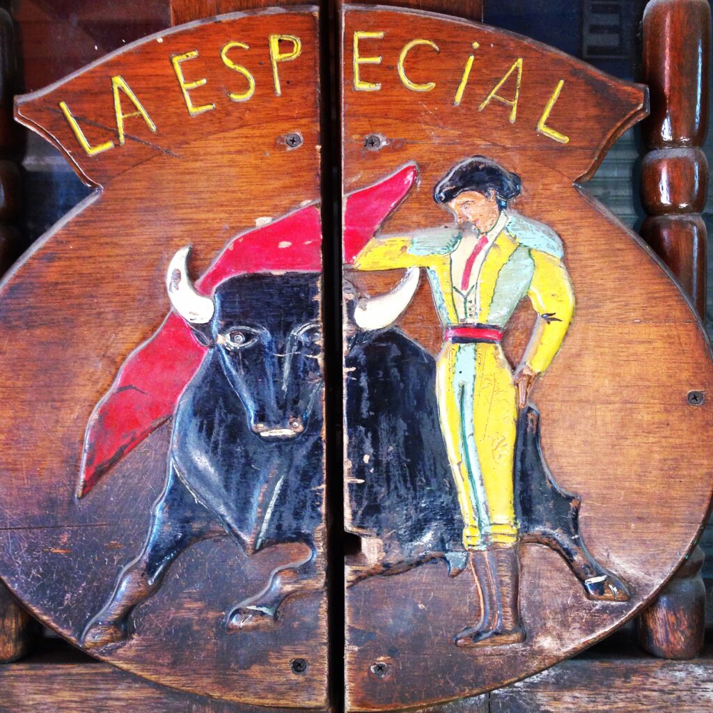 Cafe Especial doors