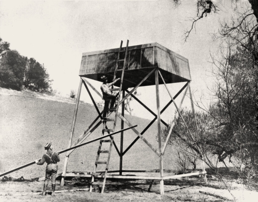 1916 Charles Hatfield setting up his rainmaking towers